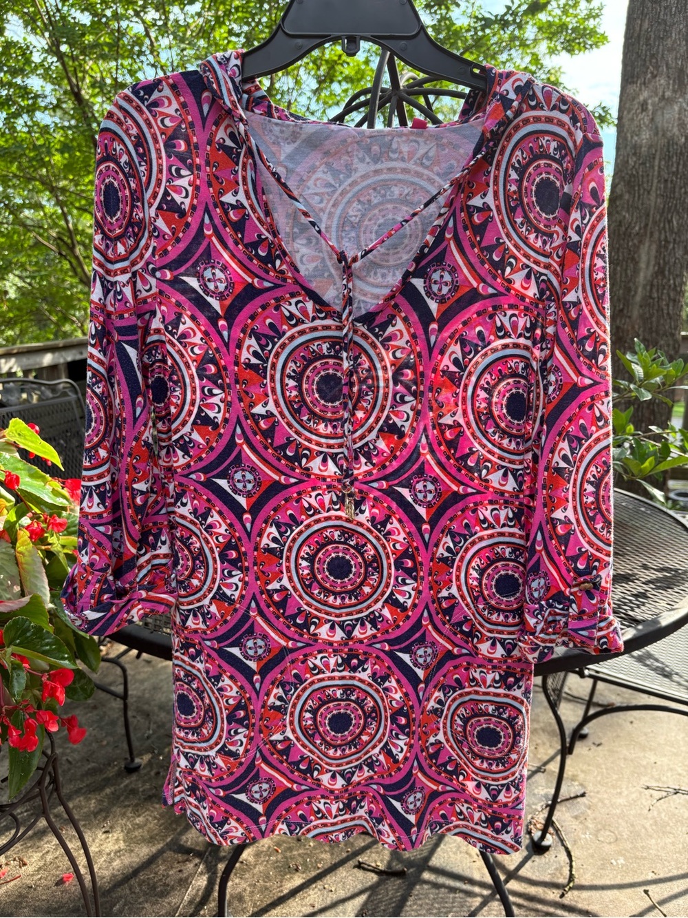 Macbeth Collection by Margaret Josephs Pink & Purple V-Neck Cover-up